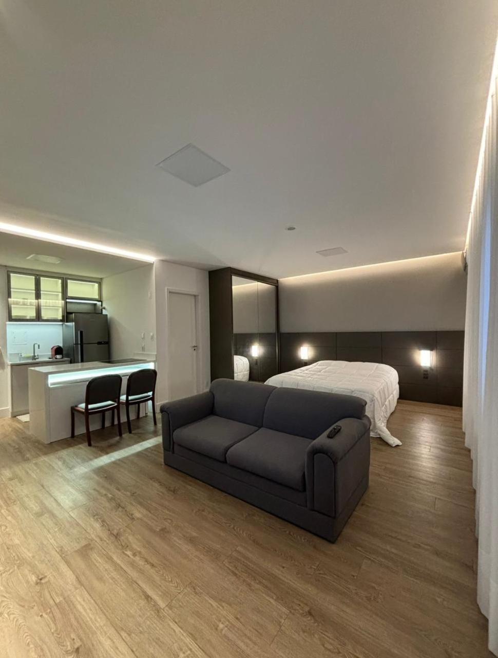Apart Hotel Moderno Em Жоинвили Экстерьер фото