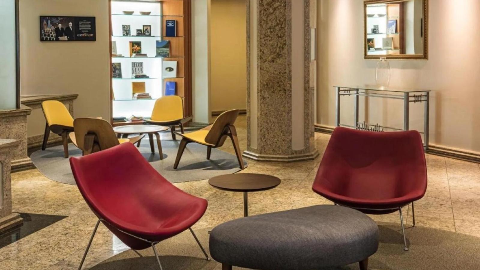 Apart Hotel Moderno Em Жоинвили Экстерьер фото
