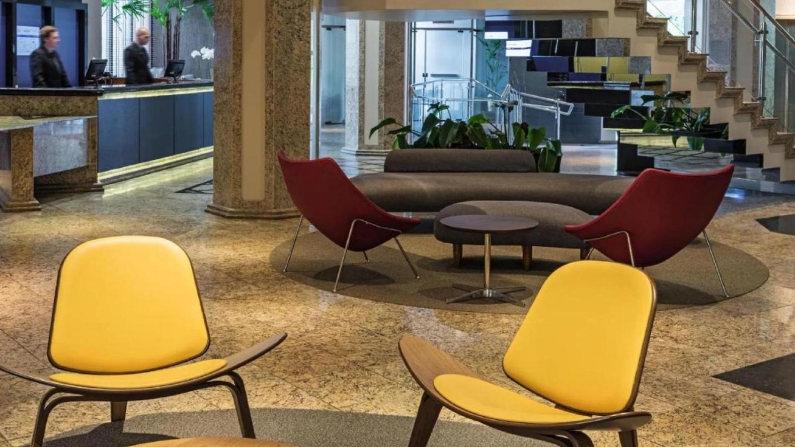 Apart Hotel Moderno Em Жоинвили Экстерьер фото