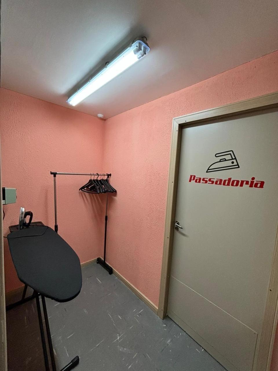 Apart Hotel Moderno Em Жоинвили Экстерьер фото