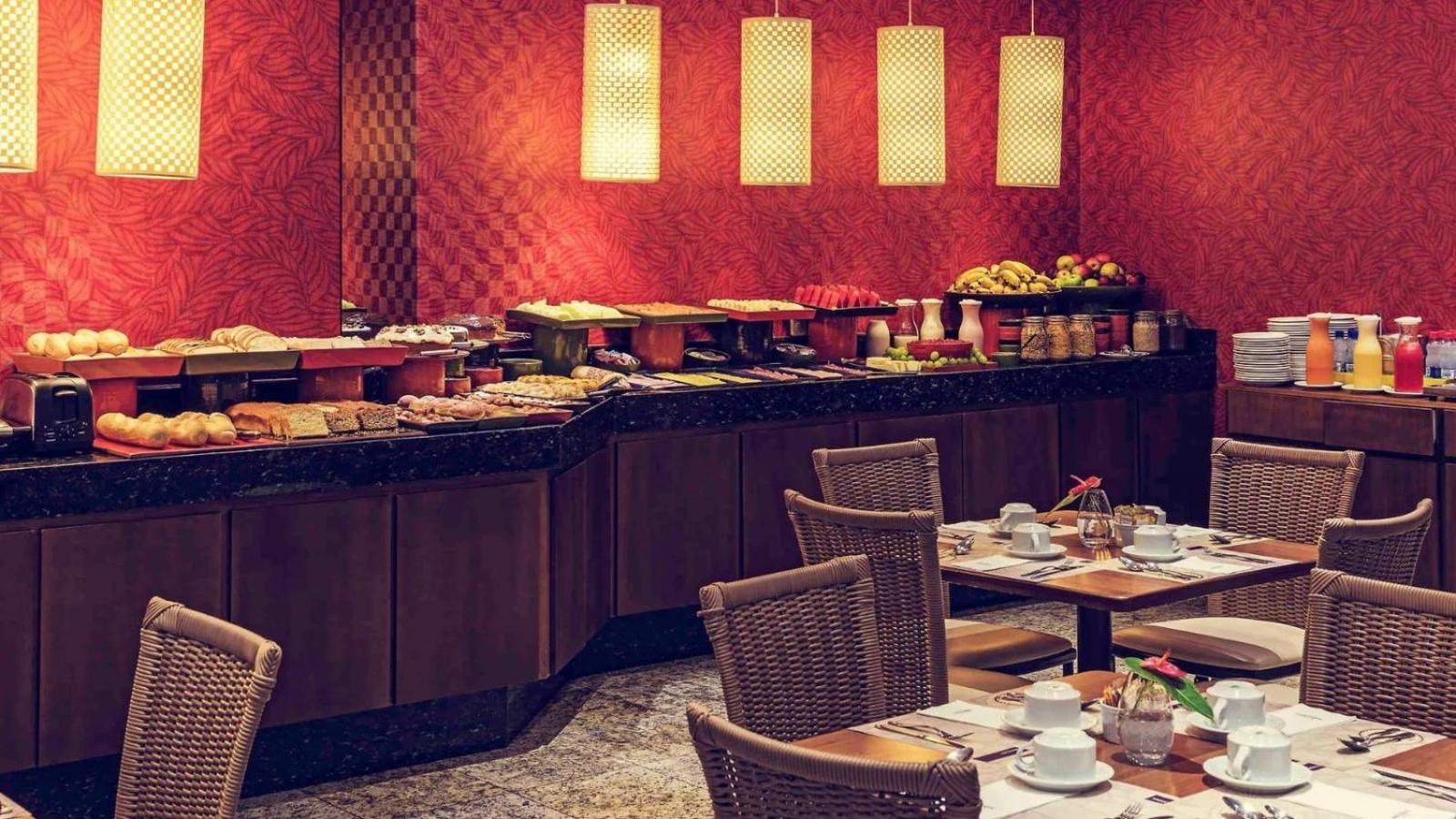 Apart Hotel Moderno Em Жоинвили Экстерьер фото