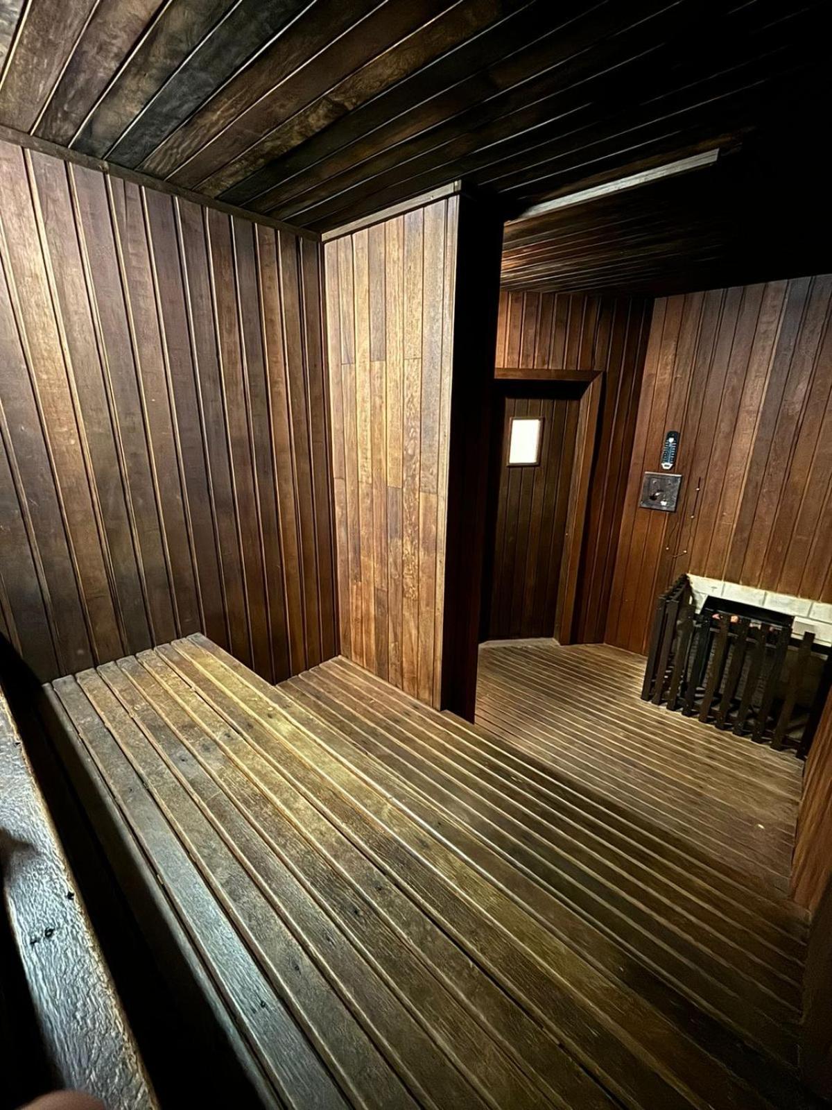 Apart Hotel Moderno Em Жоинвили Экстерьер фото