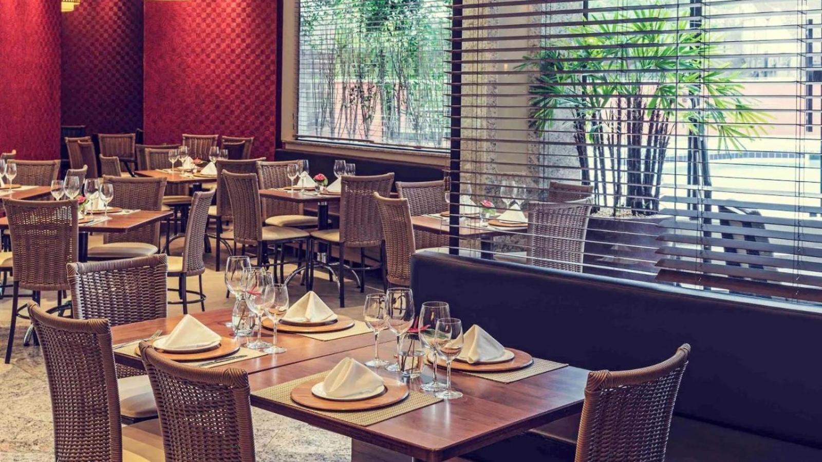 Apart Hotel Moderno Em Жоинвили Экстерьер фото